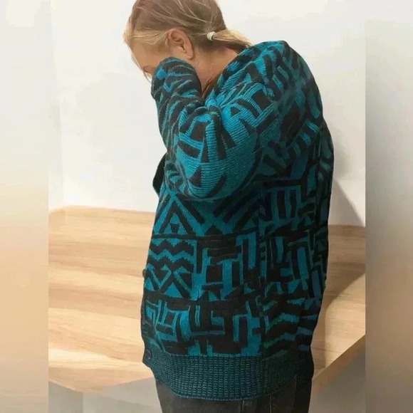 True Vintage 80’s Southwest Aztec Design button Cardigan oversized Small/medium - Picture 8 of 14